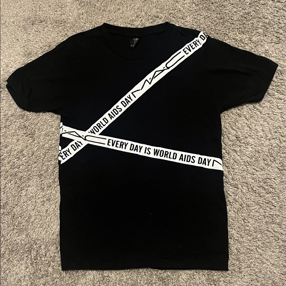 MAC Cosmetics Black Graphic Tee